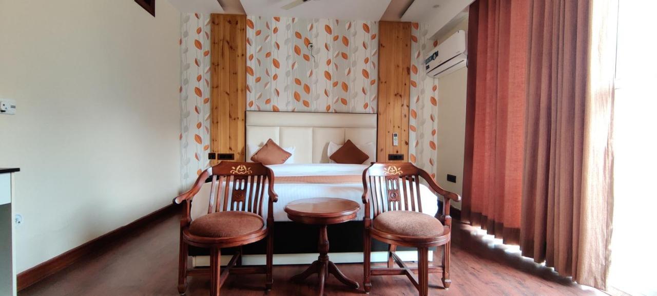 Dreamcatcher Boutique Hotels Bhīm Tāl Esterno foto